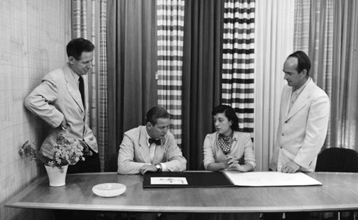 Harry Bertoia at the Knoll offices in NYC, with Florence and Hans Knoll (seated) and Herbert Bayer (l).